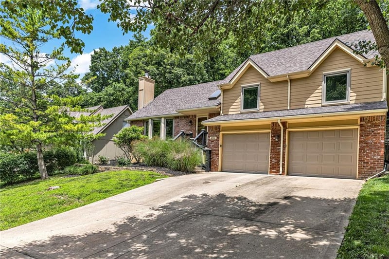 4514 NW Apache Dr, Riverside, MO 64150