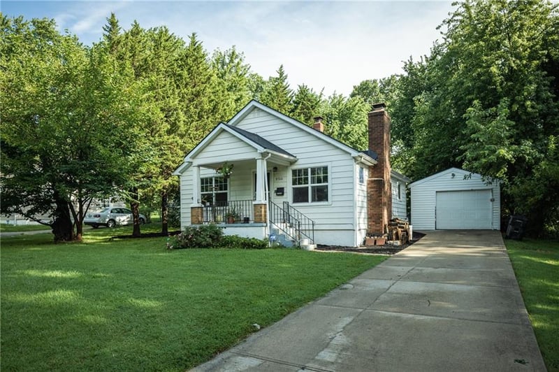 9700 E 66th St, Raytown, MO 64133
