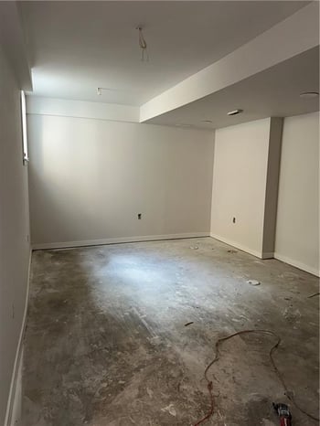 1100 W 88th St, Kansas City, MO 64114