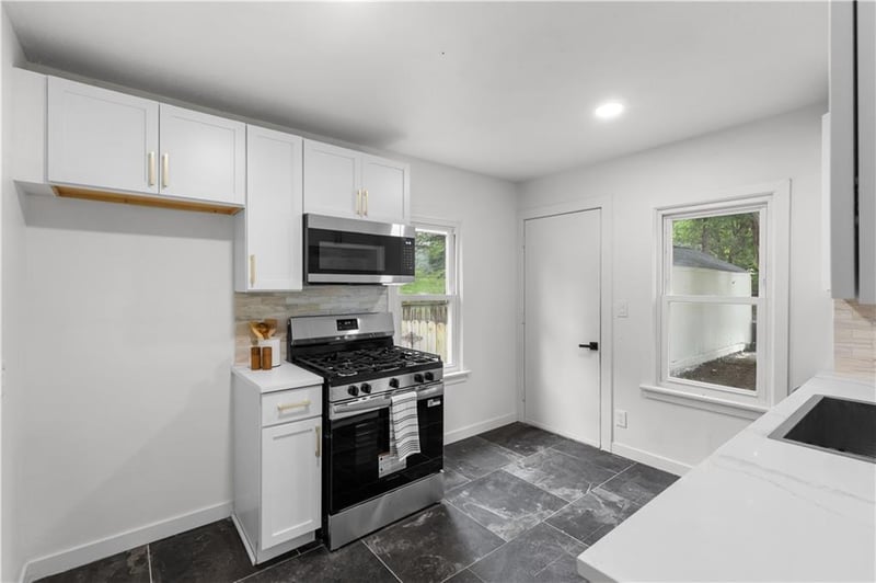 3905 Spruce Ave, Kansas City, MO 64117