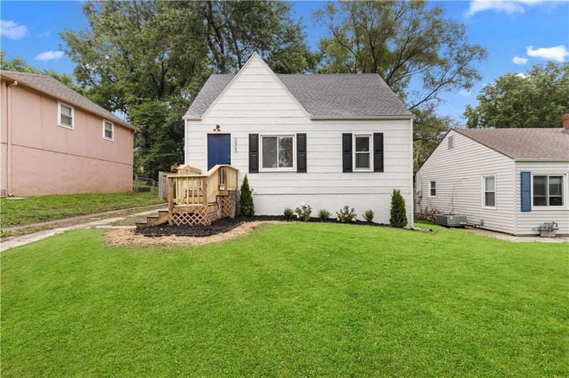3905 Spruce Ave, Kansas City, MO 64117