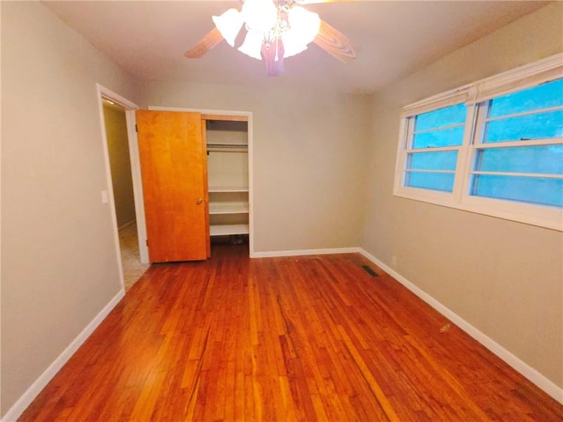 15 Rutter Ave, Chanute, KS 66720