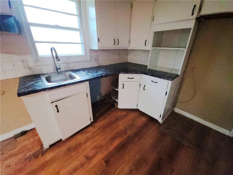 15 S Rutter Ave, Chanute, KS 66720