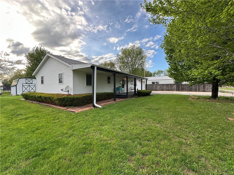 206 Fillmore St, Burlington Junction, MO 64428