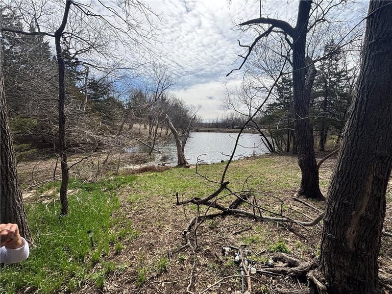 29 Whitetail Dr, Mound City, KS 66056