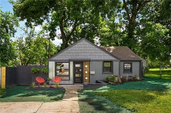 505 E 82nd St, Kansas City, MO 64131