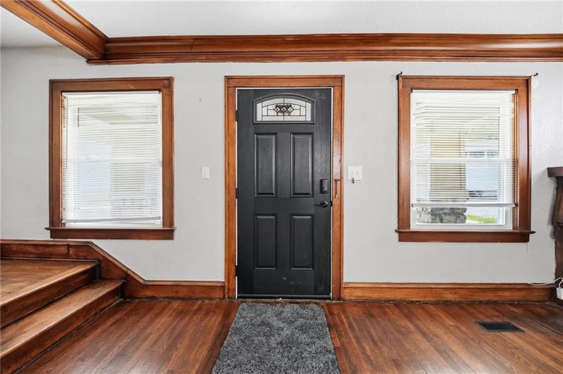 3324 Indiana Ave, Kansas City, MO 64128