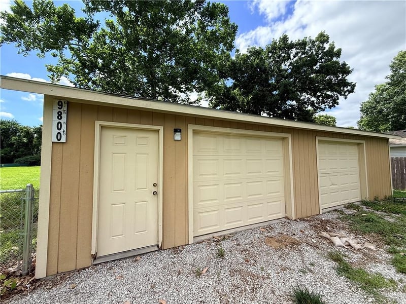 9800 S Noland Rd, Kansas City, MO 64138
