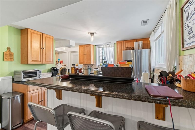 819 Susquehanna Rg, Independence, MO 64056