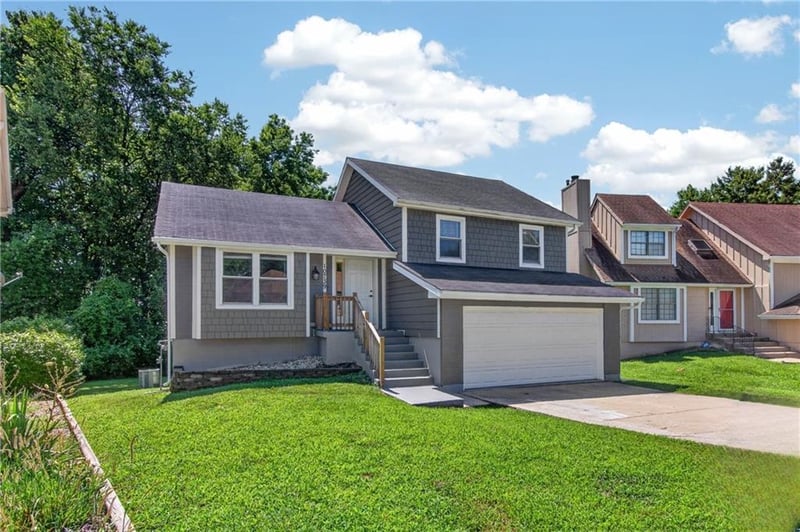 10739 Stark Ave, Kansas City, MO 64134