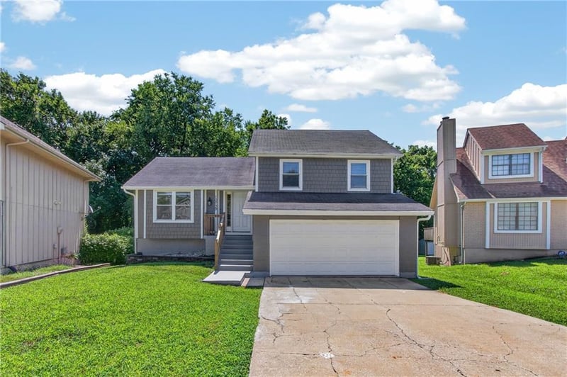 10739 Stark Ave, Kansas City, MO 64134