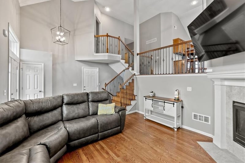 126 Pecan St, Gardner, KS 66030
