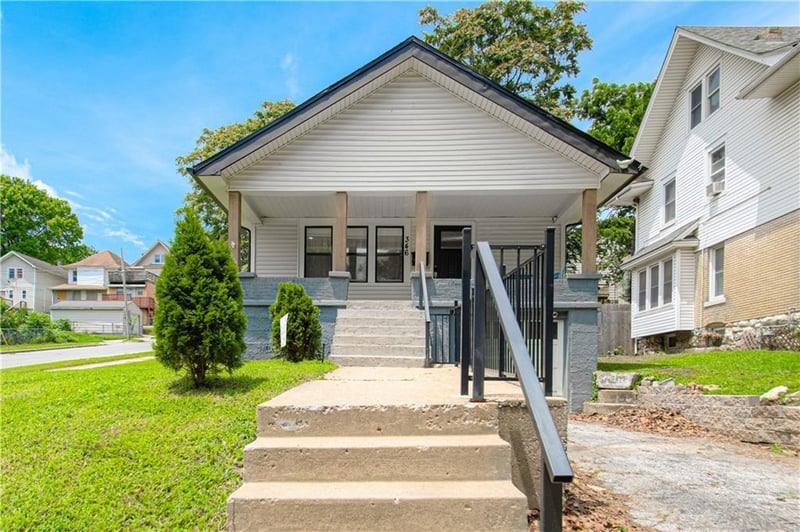 346 Kensington Ave, Kansas City, MO 64124
