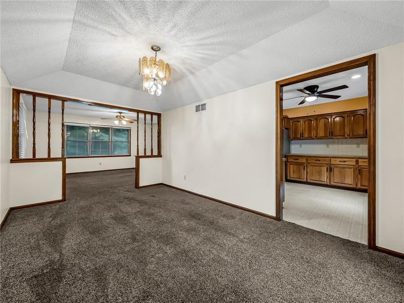 107 North St, Farley, MO 64028