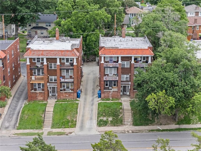 5029-5035 Troost Ave, Kansas City, MO 64110