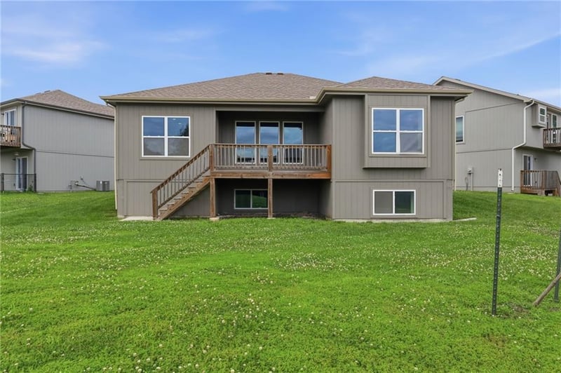 21806 Massa Cir, Peculiar, MO 64078