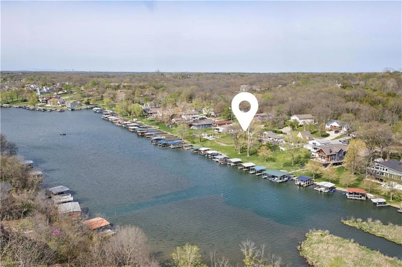 13 P Lake Shore Dr, Lake Lotawana, MO 64086