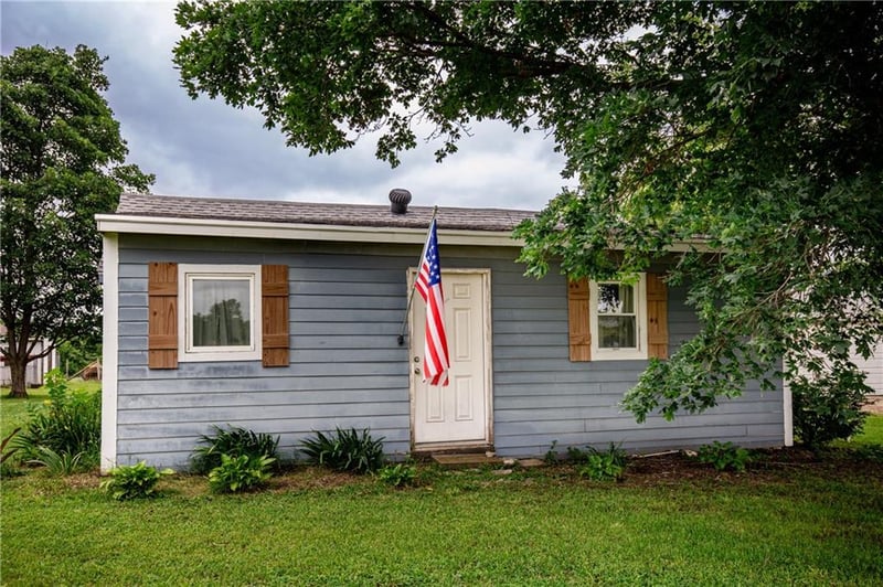 16800 E 1850 Rd, Lacygne, KS 66040