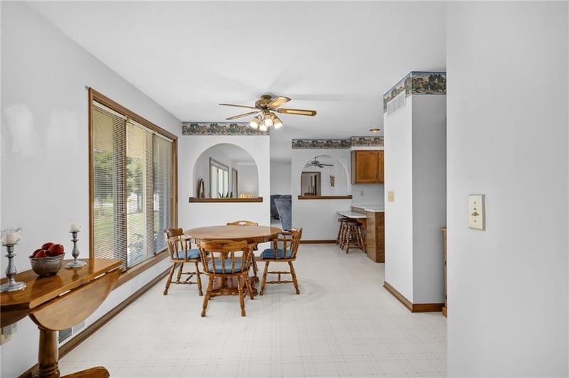 4902 33 Hw, Maysville, MO 64469