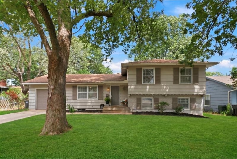 4115 Cottage Ave, Independence, MO 64055