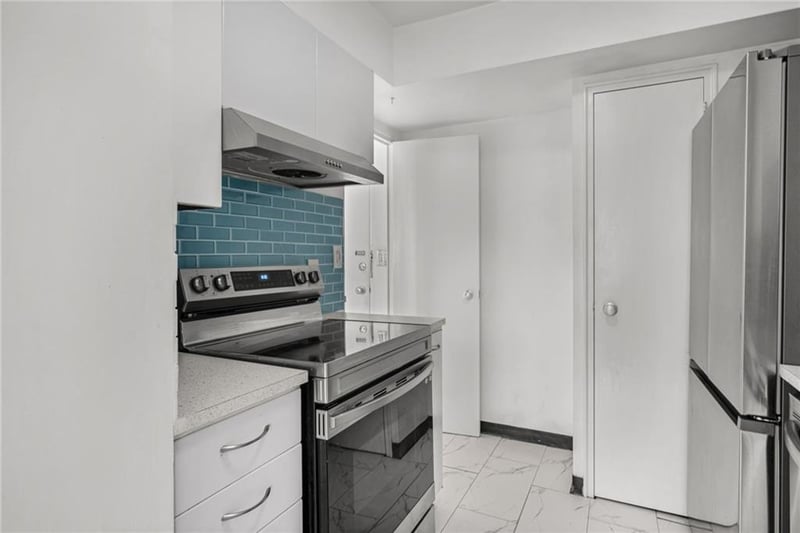 4550 Warwick Blvd #409, Kansas City, MO 64111