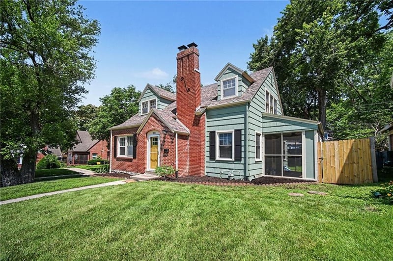 200 E 73rd St, Kansas City, MO 64114