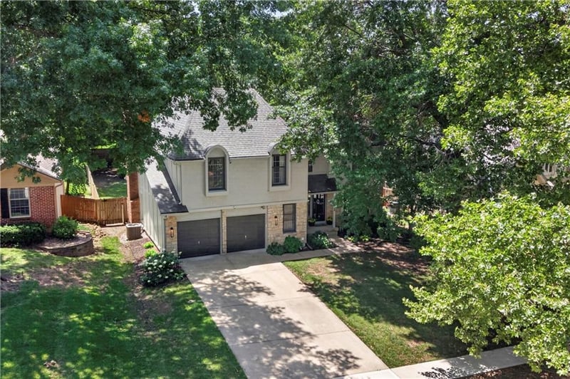 11434 Grant Dr, Overland Park, KS 66210