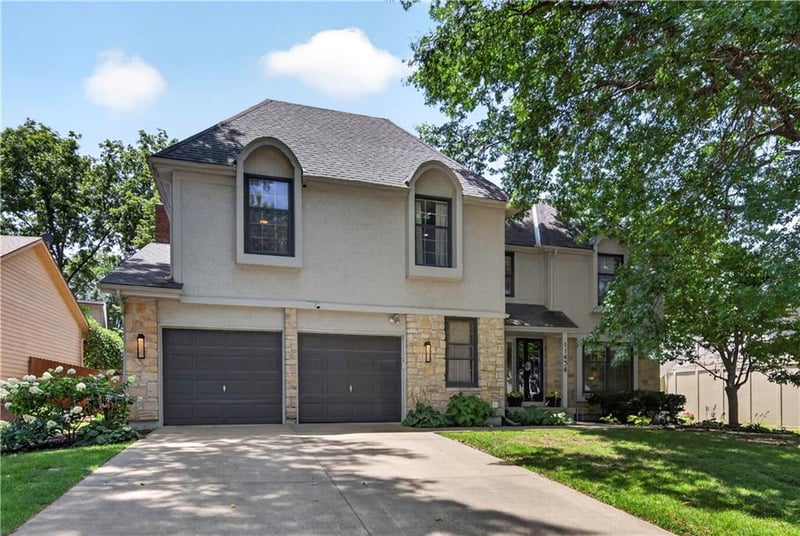 11434 Grant Dr, Overland Park, KS 66210