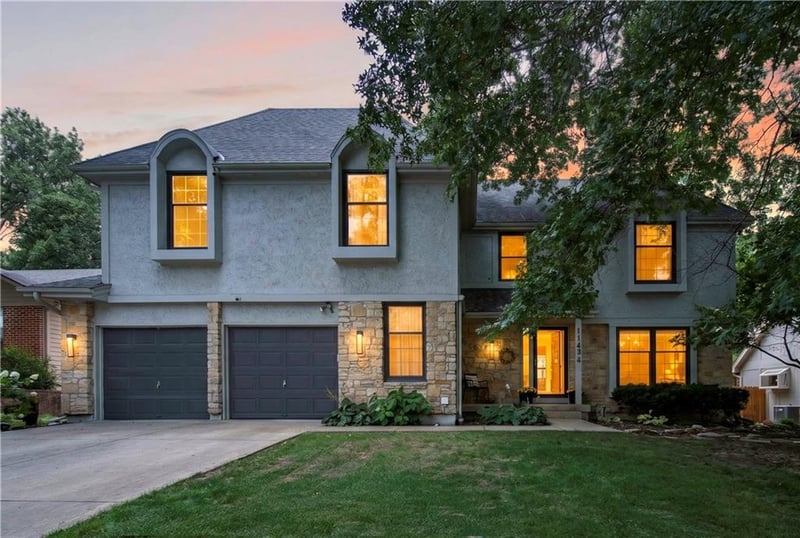 11434 Grant Dr, Overland Park, KS 66210