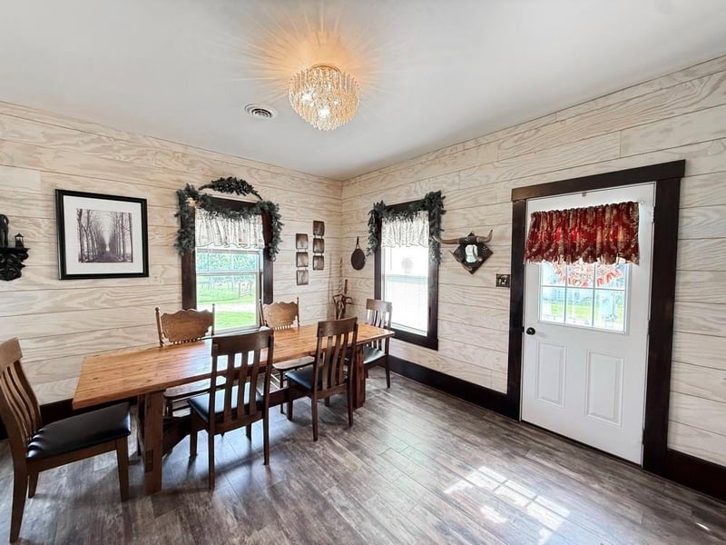 5125 815 Rd, El Dorado Springs, MO 64744