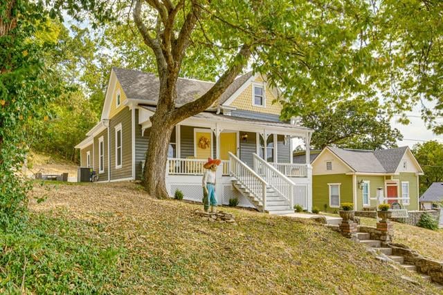 436 Broadway Ave, Excelsior Springs, MO 64024