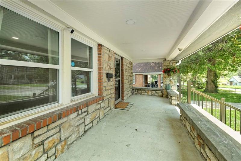 1462 78th St, Kansas City, MO 64131