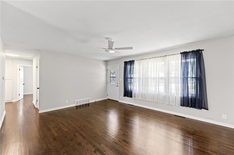 8100 E 90th Ter, Kansas City, MO 64138
