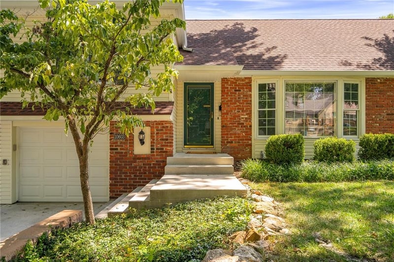 10603 W 98 Ter, Overland Park, KS 66214