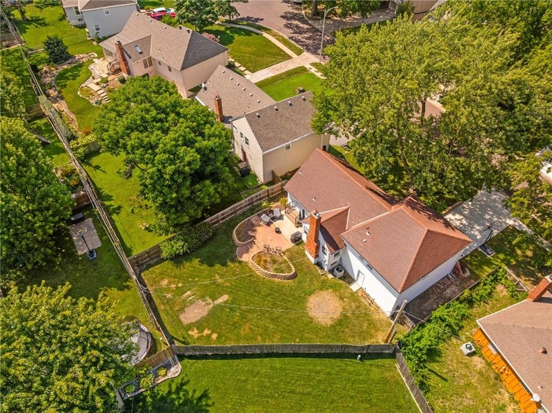 10603 W 98 Ter, Overland Park, KS 66214
