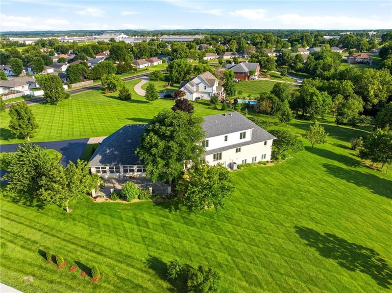 1012 Pca Rd, Warrensburg, MO 64093