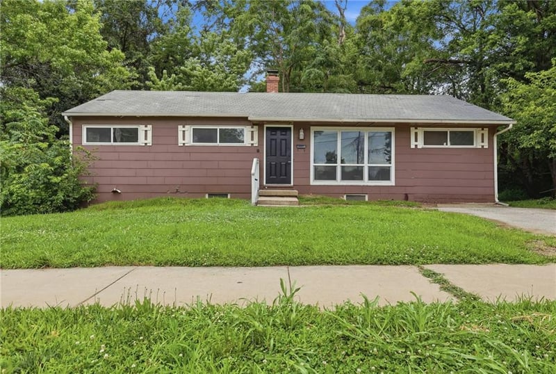 7900 Longview Rd, Kansas City, MO 64134