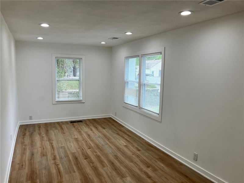 3111 Waverly Ave, Kansas City, KS 66102