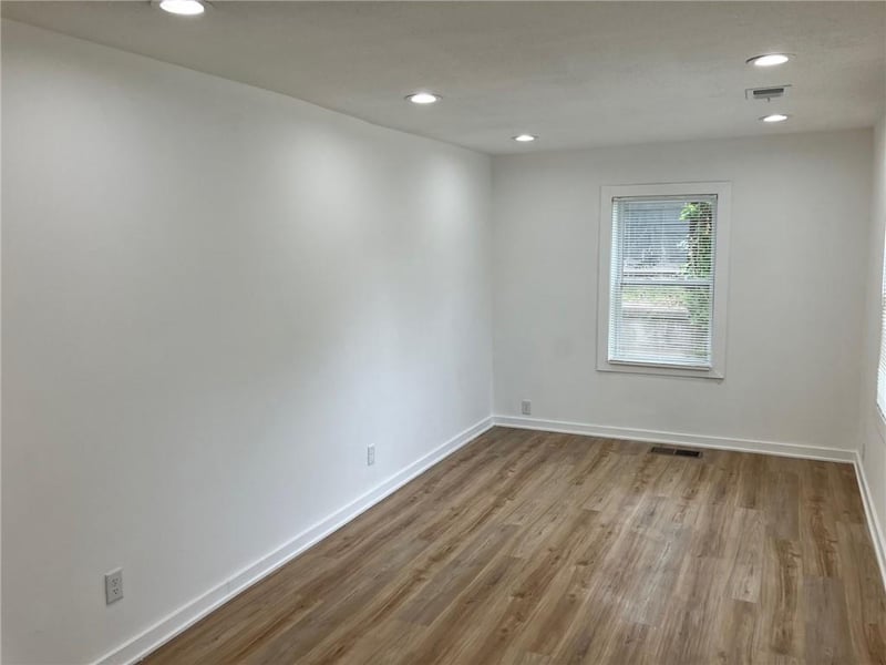 3111 Waverly Ave, Kansas City, KS 66102