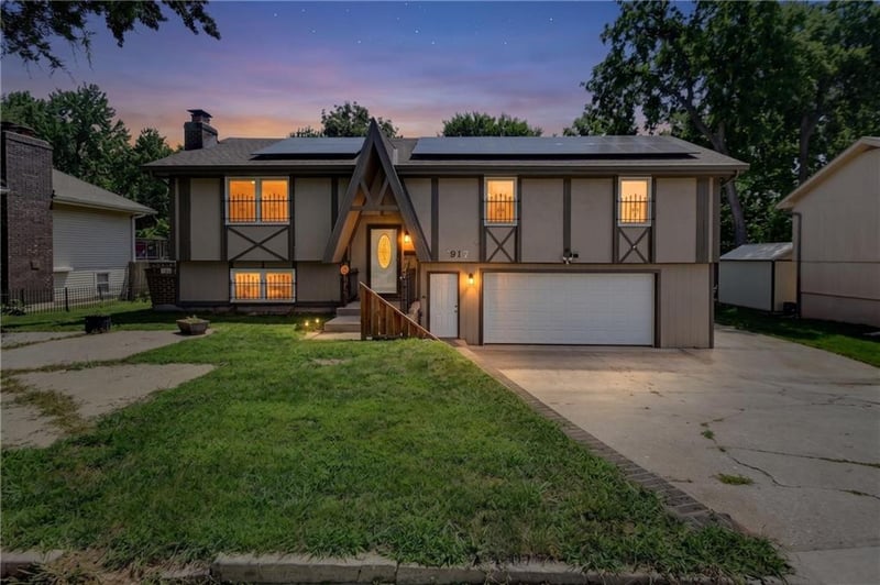 7917 Troost Ave, Kansas City, MO 64118