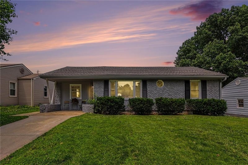 10504 25th Ter, Independence, MO 64052