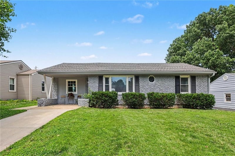 10504 25th Ter, Independence, MO 64052