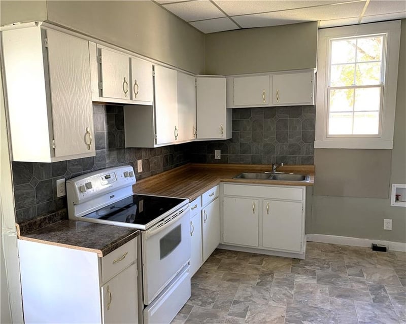 112-114 Franklin St, St Joseph, MO 64501