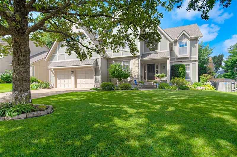 12814 Bond St, Overland Park, KS 66213