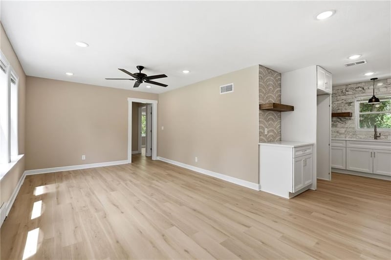3718 Kimball Ave, Kansas City, KS 66104