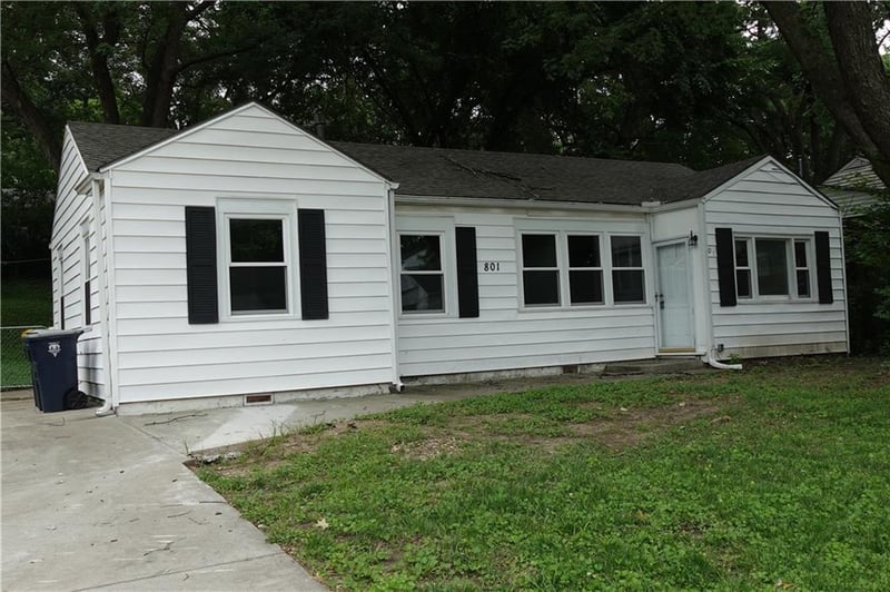 801 46th St, Kansas City, MO 64116