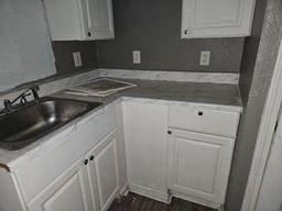 2647 Denver Ave, Kansas City, MO 64127