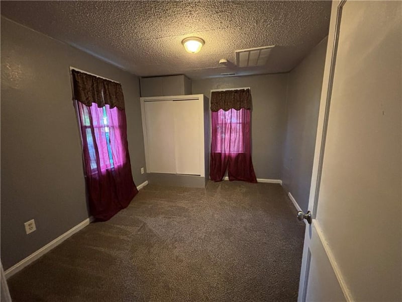 402 Benton St, Richmond, MO 64085