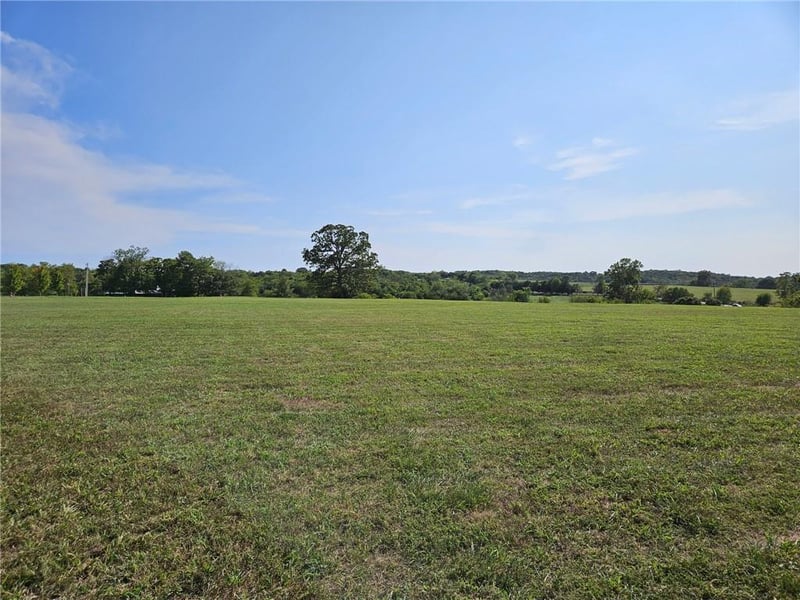 111 Lago Vista Dr, Shell Knob, MO 65747