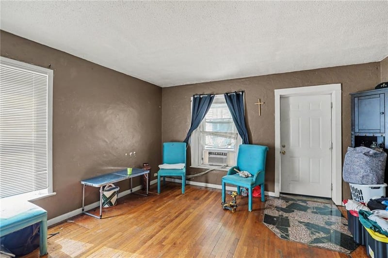 3915 Norledge Ave, Kansas City, MO 64123